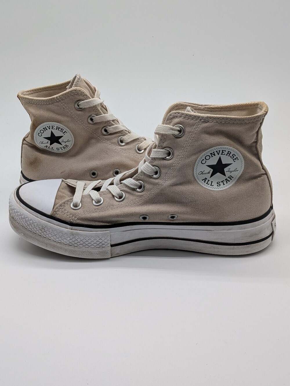 Converse Chuck Taylor All Star Lift Platform Seasonal Papyrus Black Women’s 8.5
